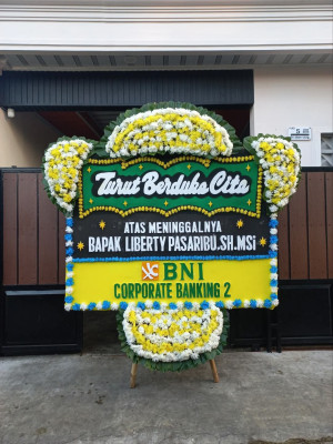 Papan Bunga Duka di Dompu